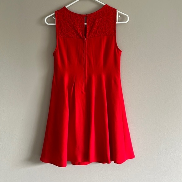 Girls red dress! - Picture 6 of 8